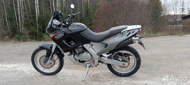 Мотоцикл Aprilia pegaso 650 cube