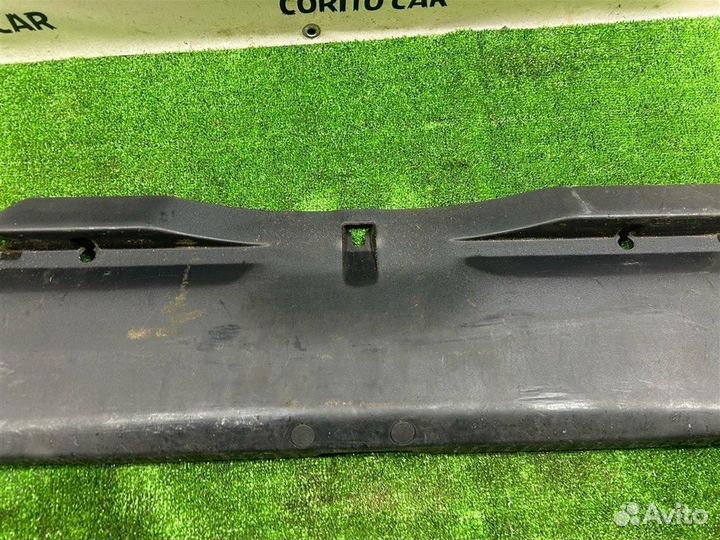 Обшивка задней панели Mitsubishi Lancer CY3A 4B10