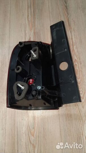 Фонарь задний Nissan terrano D10 Прав