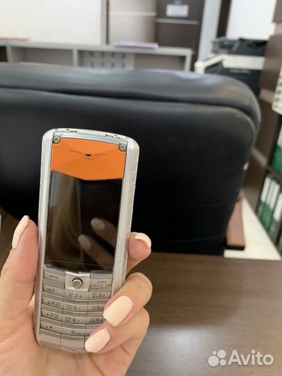 Телефон Vertu