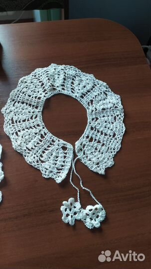 Женские шарфы и платки