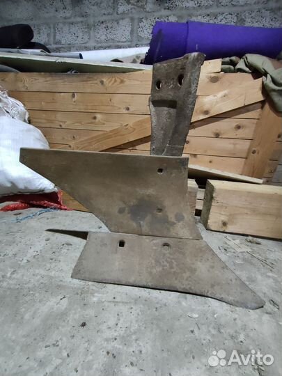 Конный плуг