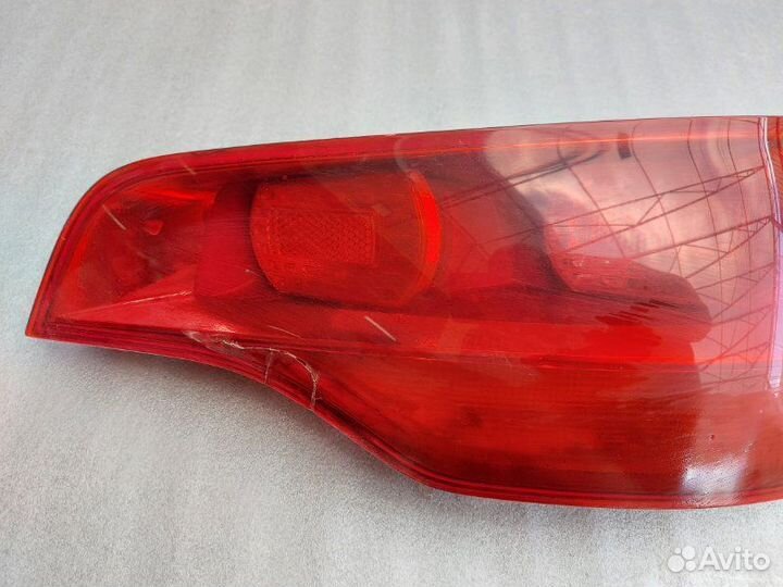 Фонарь задний правый Audi Q7 внедорожник 3.6 2007
