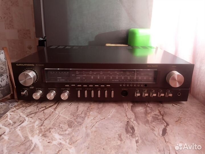 Ресивер grundig R1000