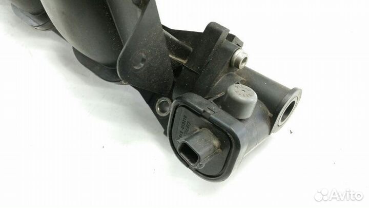 Коллектор впускной Nissan Serena NC25 MR20 2008