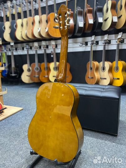 Гитара классическая