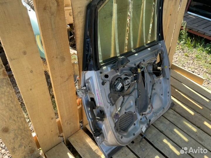 Дверь передняя правая Peugeot 806