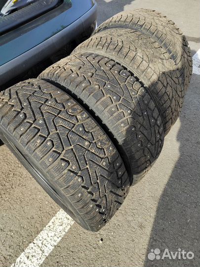 Pirelli Ice Zero 205/55 R16