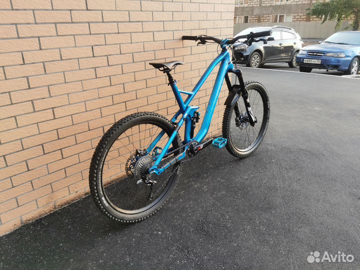 Canyon strive CF 8.0 XL 27.5