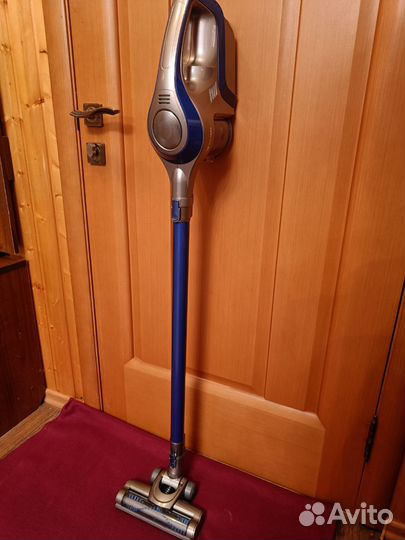 Вертикальный пылесос Kitfort