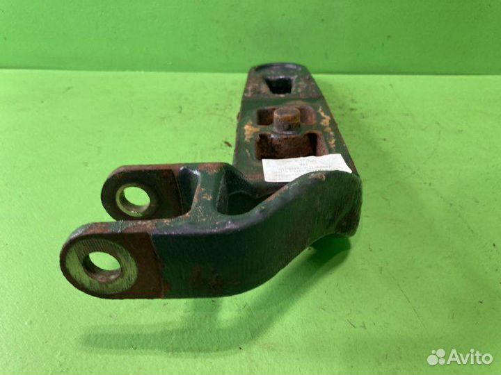 Кронштейн амортизатора iveco stralis