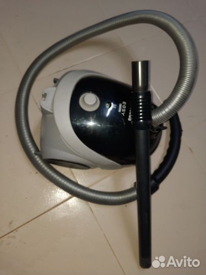 Пылесос samsung 1800W