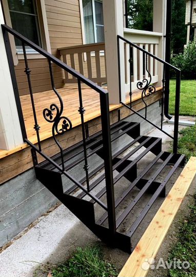 Лестница винтовая с монтажем