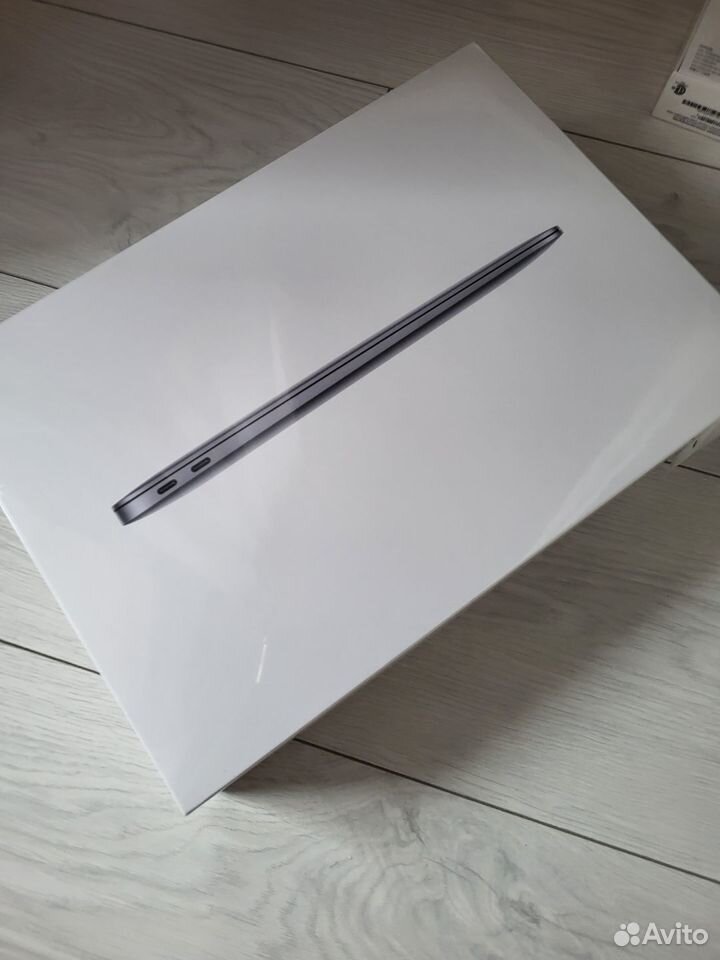 Apple MacBook Air M1/8/256 (новый, с Ситилинка)