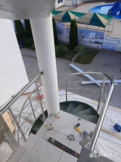 Перила для лестниц