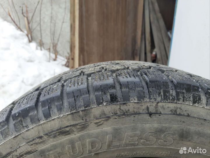 Yokohama F700 225/60 R16 98Q