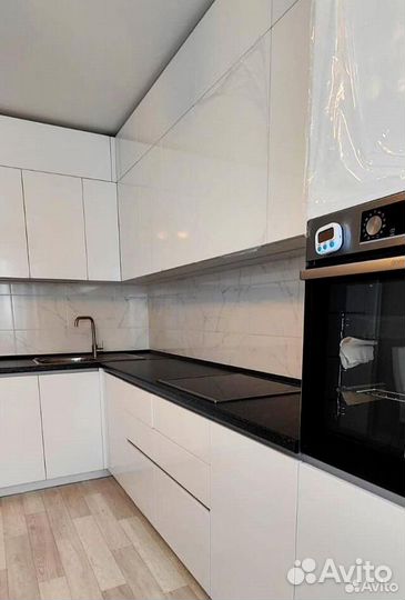 Угловая кукня на заказ