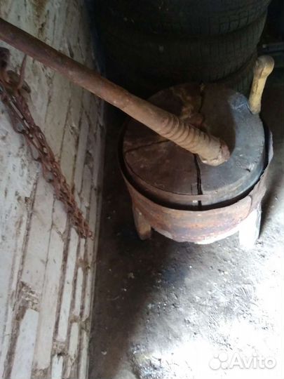 Жернова старинные