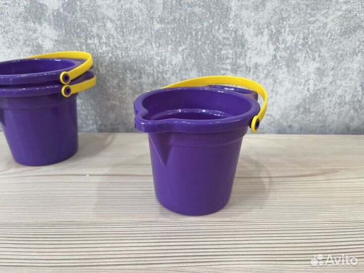 Ведро с носиком для песочницы
