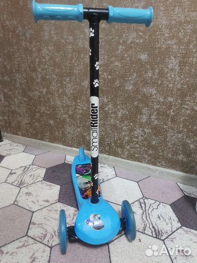Самокат детский трехколесный