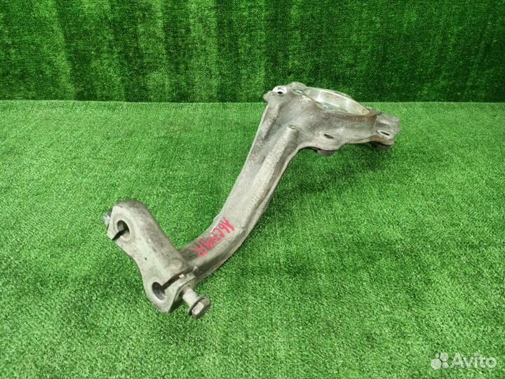 Кулак поворотный передний правый Audi A6 C7