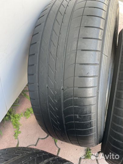 Goodyear Eagle F1 Asymmetric SUV 255/55 R18 103V