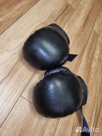 Перчатки боксерские