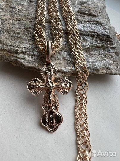Цепочка и крест