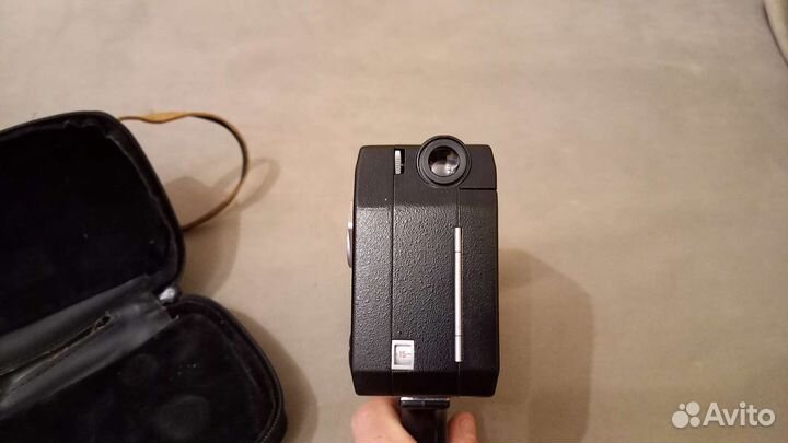 Кинокамера «Кварц 1х8С-2.Объектив Метеор-8м-1