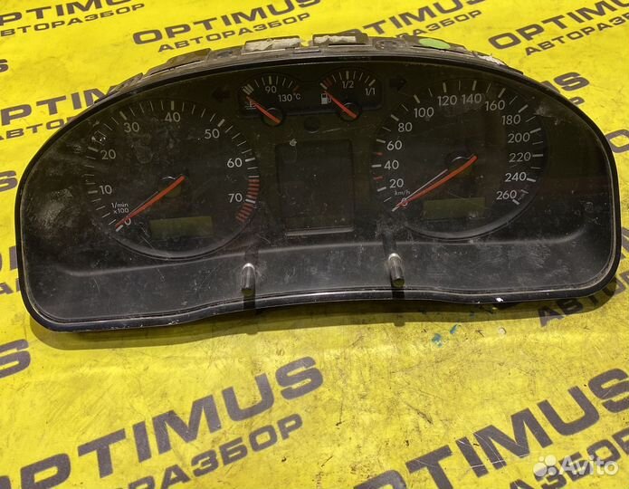 Щиток приборов Volkswagen Passat B5