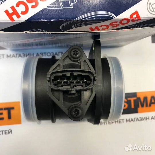 Датчик массового расхода воздуха для а/м ваз 037