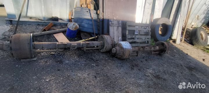 Оси на полуприцеп