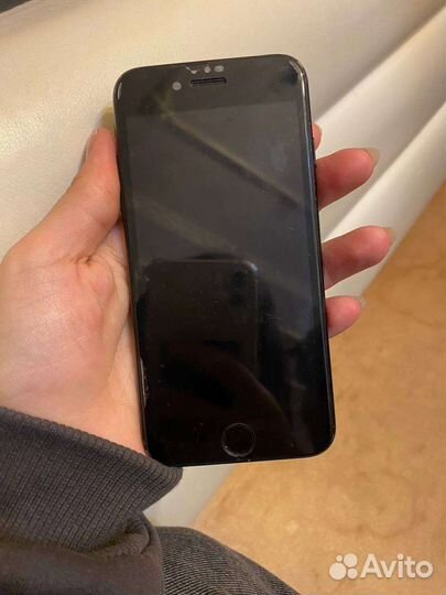 iPhone 7, 256 ГБ