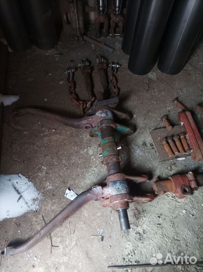 Верхний вал навески хтз. Т 150к. под два г/ц