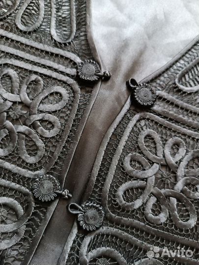 Жилет женский 100 шелк