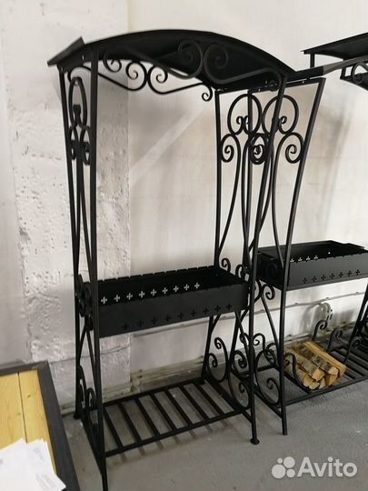 Мангал кованый крыша