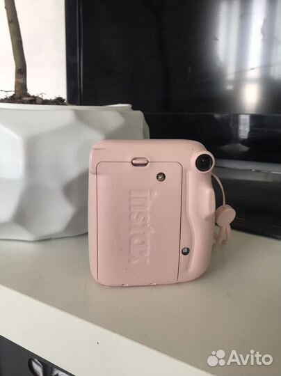 Фотоаппарат instax
