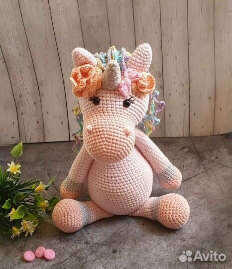 Вязаный единорог