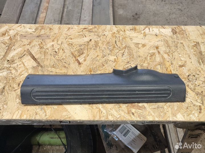 Дэу Нубира пластик на порог салон