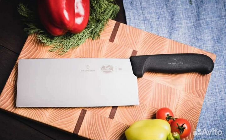 Топорик кухонный Victorinox 5.4063.18