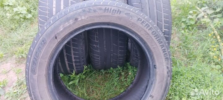 Tigar High Performance 215/55 R16 93V