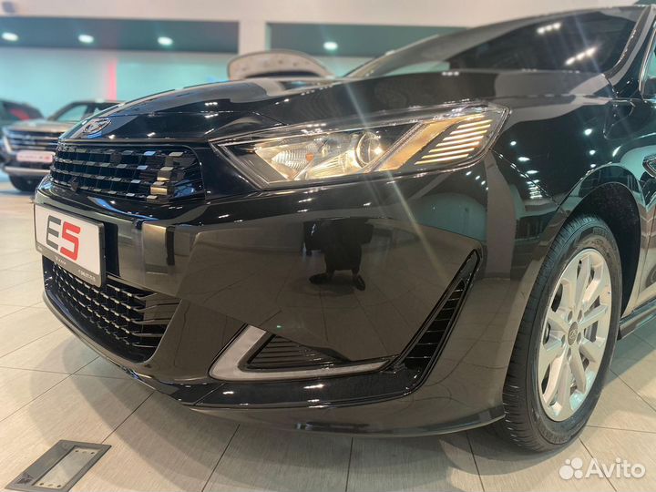 Kaiyi E5 1.5 CVT, 2023