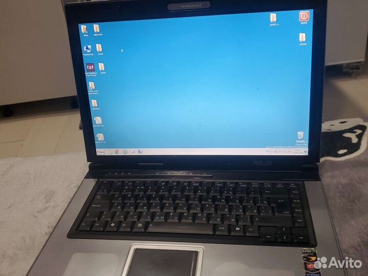 Asus X56Kr (Turion 64 X2 TL-62 2100