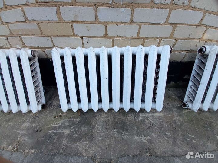 Радиатор чугунный