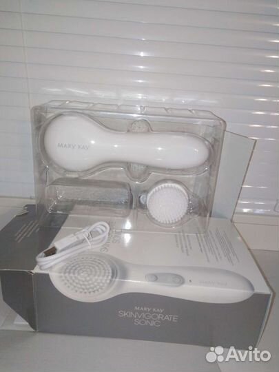 Массажер Щетка для лица mary kay