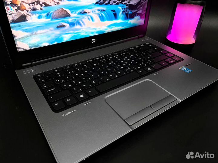 Компактный офисный ноутбук HP на i5