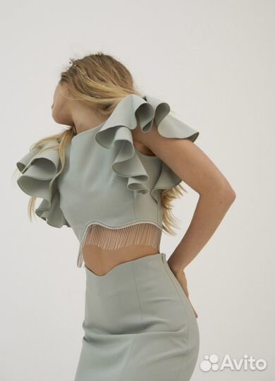 Костюм женский с юбкой 42 44