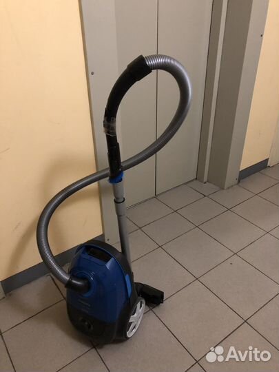 Пылесос philips