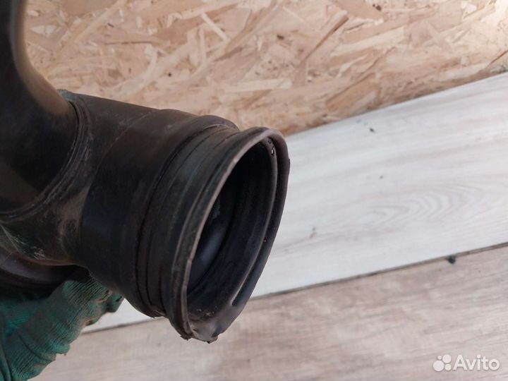 Патрубок воздушного фильтра Renault Megan 2 1.6K4M