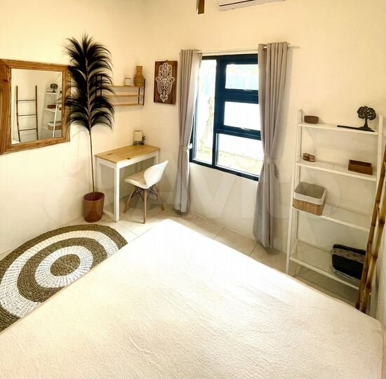 Дом 100 м² на участке 20 м² (Индонезия)